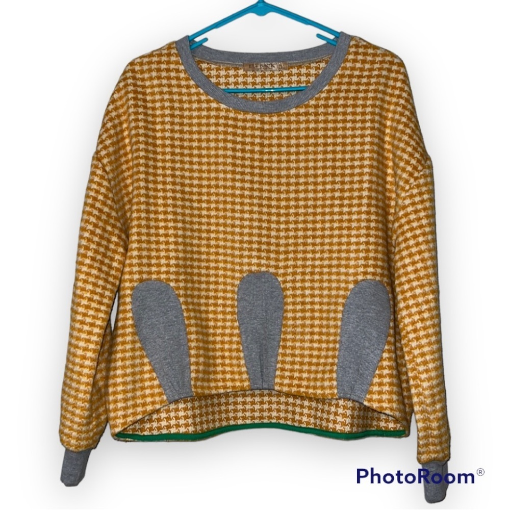 Elf Sack XXL women’s houndstooth high low round neck whimsical ray bunny ears
